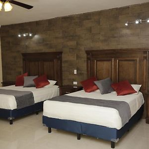 Hotel Posada Santa Fe
